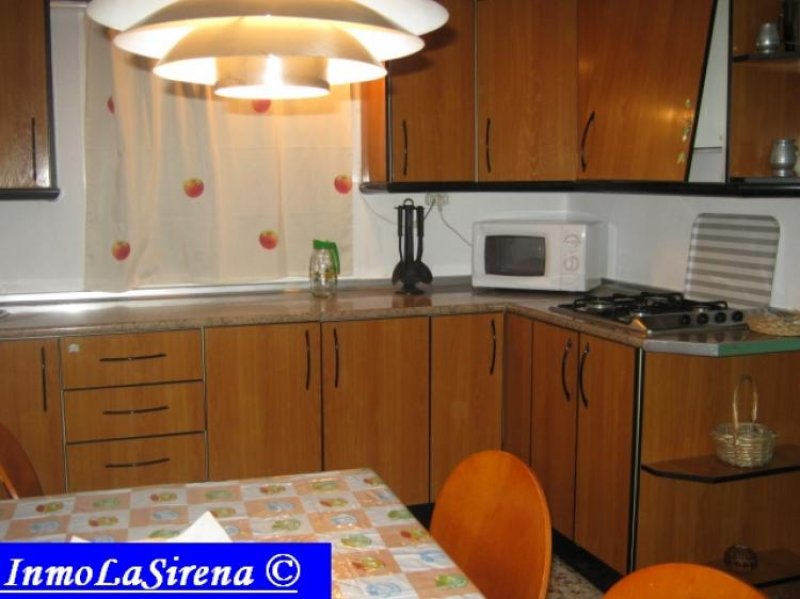 Foto Casa en Alquiler en Vélez-Málaga, Malaga - € 350 - CAA4248 - BienesOnLine