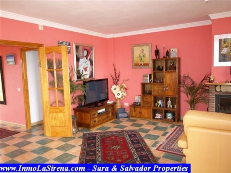 Foto Villa en Venta en Litoral de Benajarafe, Vélez-Málaga, Malaga - € 322.000 - VIV5095 - BienesOnLine