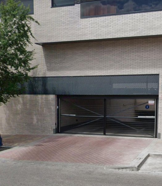 Garaje en Alquiler en Vallecas Madrid, Madrid