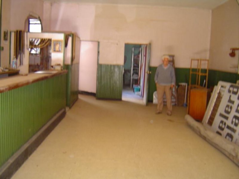 Foto Local en Alquiler en Plaza de España, Ferrol, A Coruna - € 300 - LOA1006 - BienesOnLine