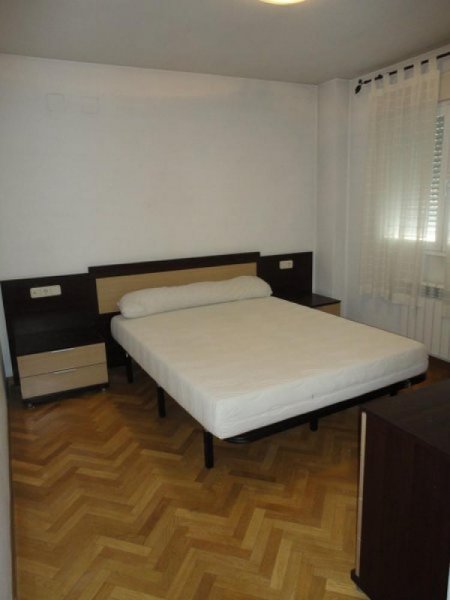 Foto Piso en Alquiler en Barriada de San Jose, Cuenca, Cuenca - € 700 - PIA5625 - BienesOnLine