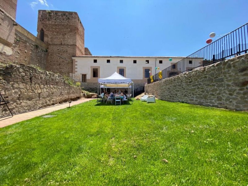 Hotel en Venta en  Buitrago del Lozoya, Madrid