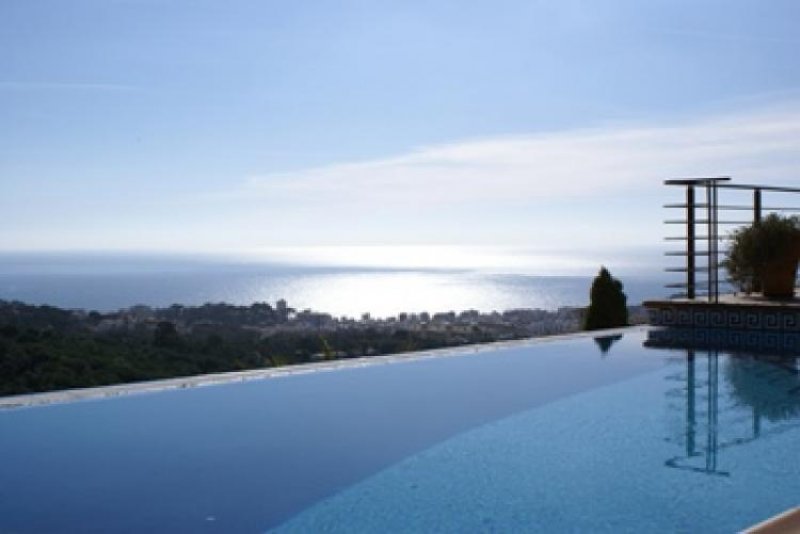 Foto Casa en Venta en Lloret de Mar, Girona - € 1.250.000 - CAV1492 - BienesOnLine