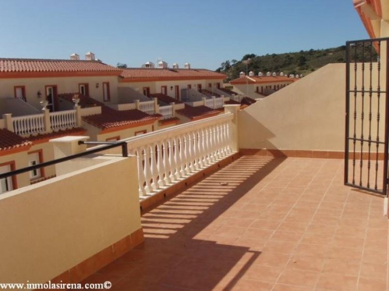 Foto Chalet en Alquiler en Almayate, Velez-Malaga, Malaga - € 950 - CHA2227 - BienesOnLine