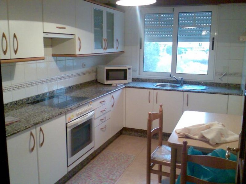Foto Piso en Alquiler en Zona Gándara, Narón, A Coruna - € 450 - PIA969 - BienesOnLine