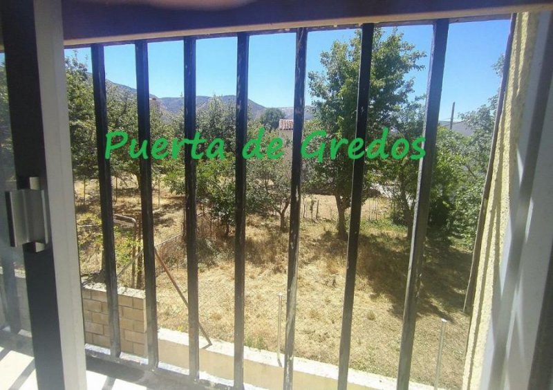 Casa en Venta en  Navalonguilla, Avila