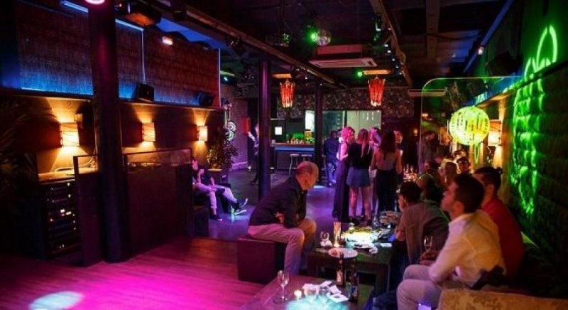 Local en Alquiler en EIXAMPLE Barcelona, Barcelona