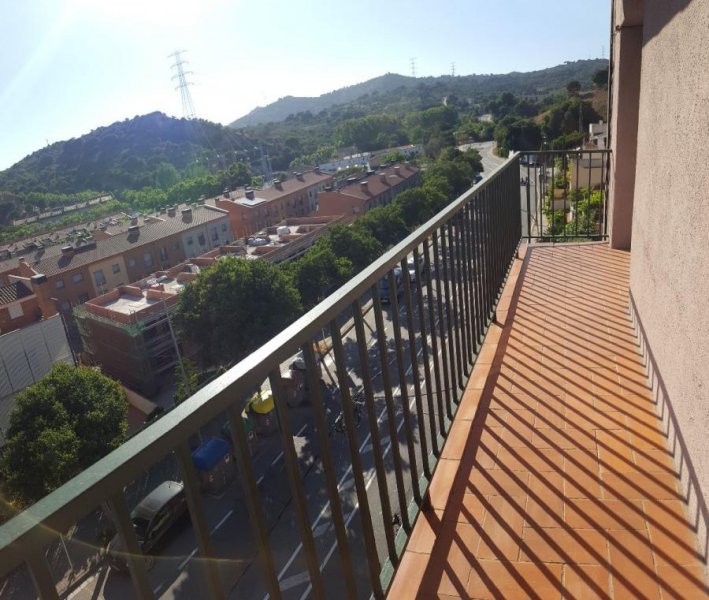 Piso en Venta en BONAVISTA Badalona, Barcelona