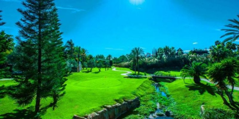 Foto Casa en Venta en Estepona, Malaga - € 959.000 - CAV9396 - BienesOnLine