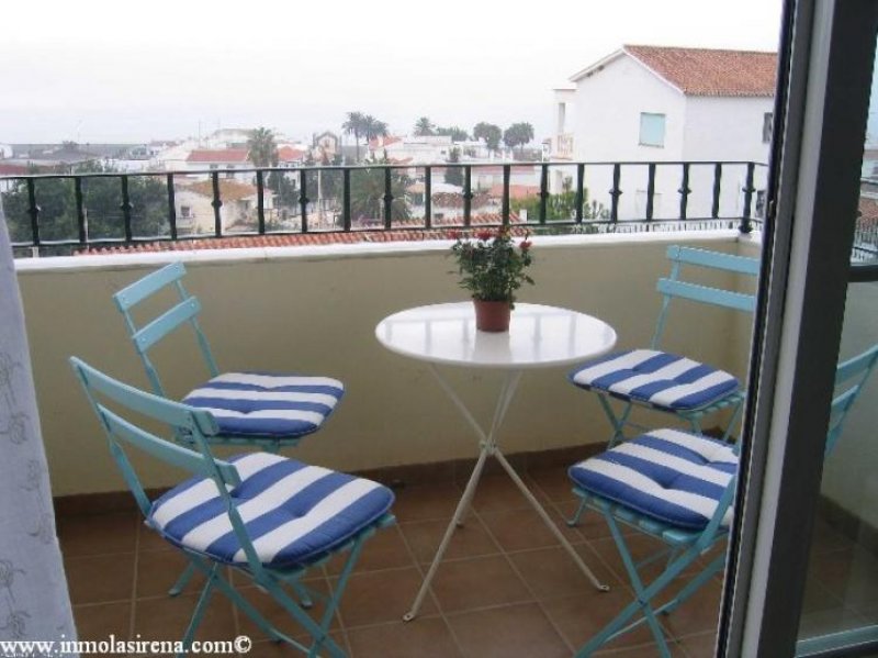 Foto Chalet en Alquiler en Benajarafe, Rincon de la Victoria, Malaga - € 500 - CHA2226 - BienesOnLine