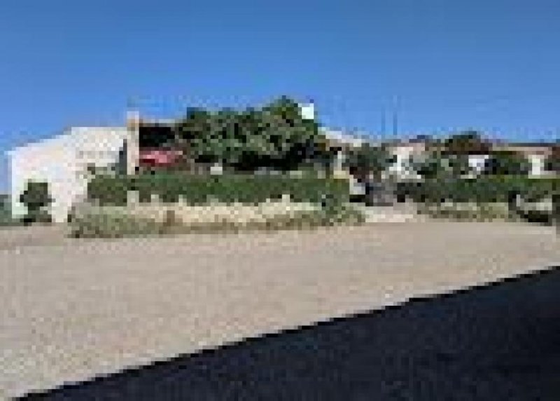 Edificio en Venta en  Honrubia de la Cuesta, Segovia