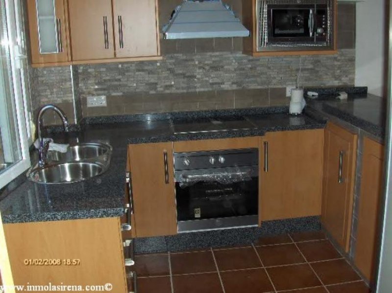 Foto Chalet en Alquiler en Rincón de la Victoria, Malaga - € 650 - CHA2230 - BienesOnLine